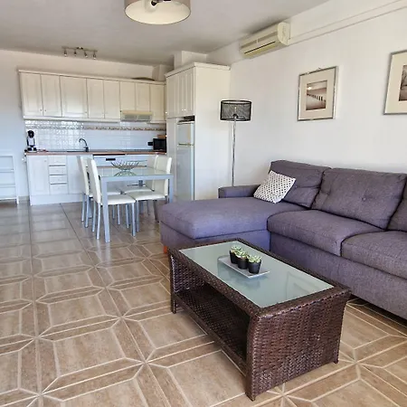 Apartmanhotel - - - - - Front Line - - - - - Primera Linea - - - - - In Playa Flamenca