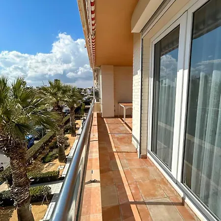 - - - - - Front Line - - - - - Primera Linea - - - - - In Playa Flamenca