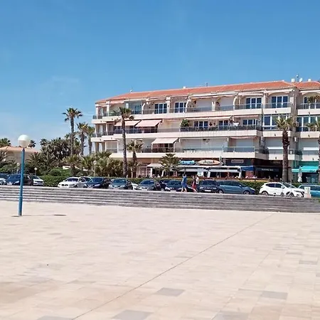 Aparthotel - - - - - Front Line - - - - - Primera Linea - - - - - In Playa Flamenca