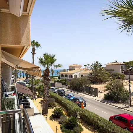 - - - - - Front Line - - - - - Primera Linea - - - - - In * Playa Flamenca